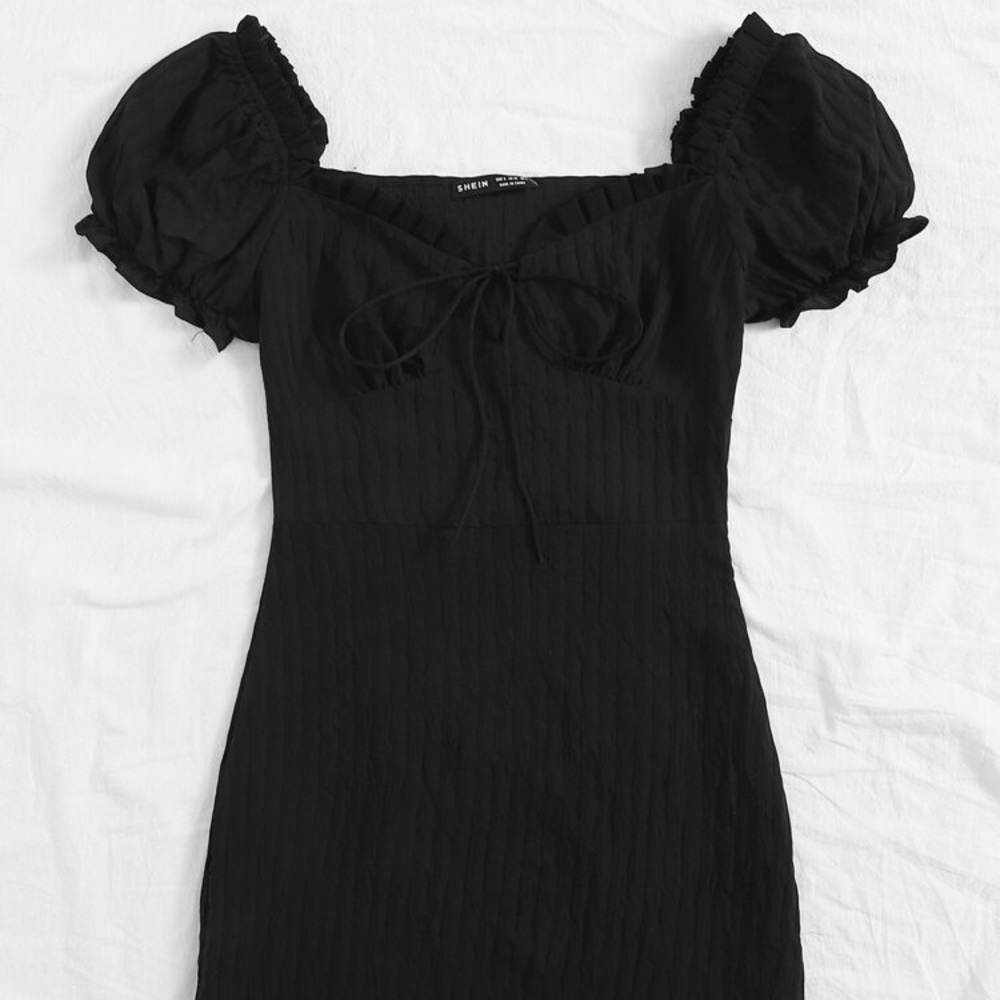 Cute Tie front crinkle dress